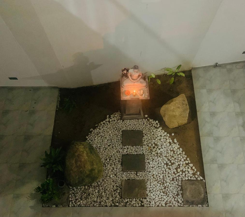 גאלה Jungle City Hostel מראה חיצוני תמונה